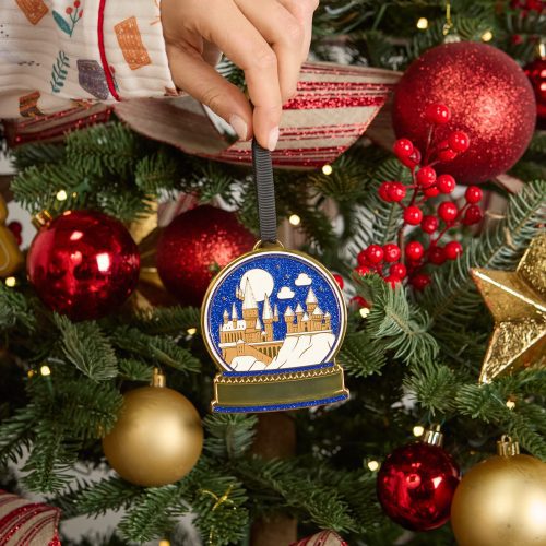 2000009116 Hogwarts Castle Snowglobe Ornament